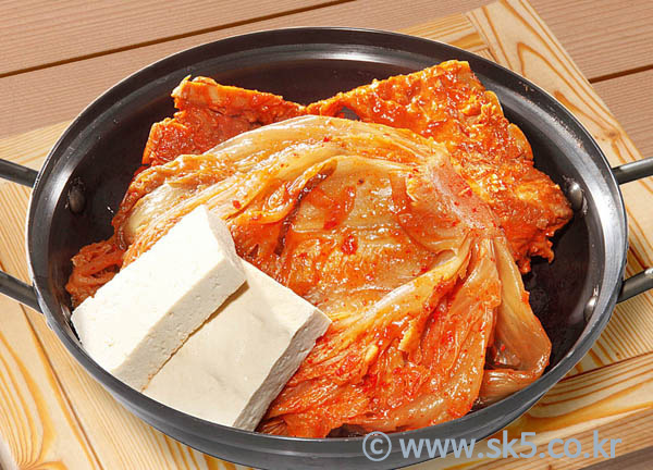 묵은지김치등뼈찜